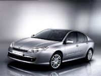 Nuevo Renault Laguna
El Placer de la conducci�n tranquila - 7
