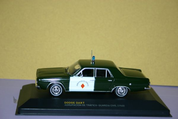Vehculo Miniatura Dodge Dar   Agrupacin d Trfico de  Guardia Civil 1.968