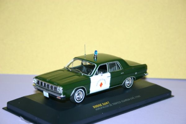 Veh�culo Miniatura Dodge Dar   Agrupaci�n d Tr�fico de  Guardia Civil 1.968