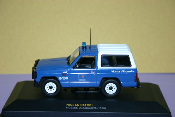 Veh�culo Miniatura Nissan Patrol Mossos D'escuadra (1988)