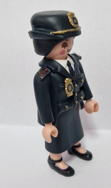 UNIFORME GALA FEMENINO POLICIA NACIONAL  ESPA�A