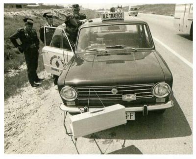 Miniatura Vehiculo Seat 124 Guardia Civil 1977