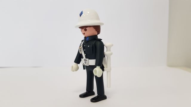 POLICIA MUNICIPAL DE MADRID (ESPA�A) UNIFORME ANTIGUO