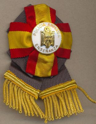 Escarapela de Enseñanza de Policia Armada 1.977