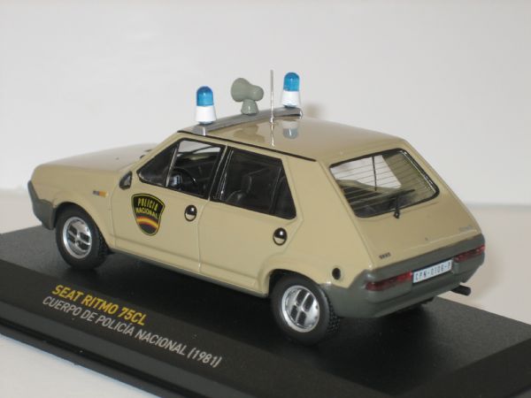 Miniatura Vehiculo Seat Ritmo 75CL. Policia Nacional Espa�a 1.981