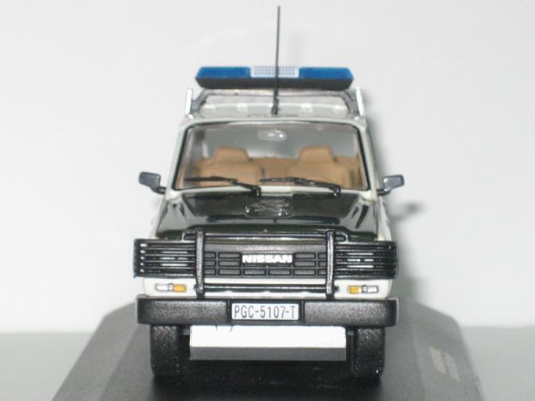  Miniatura Vehiculo Nissan Patrol Guardia Civil (1.992)