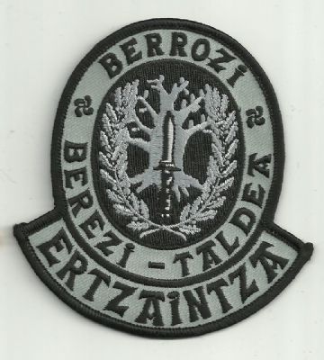 Emblema Ertzaintza Berrozi Berezi Taldea (Grupo Intervenci�n) Negro