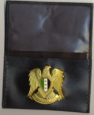 Cartera con Placa metlica Policia Irak