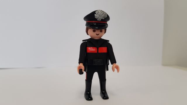 POLICIA CARABINIERO ITALIANO