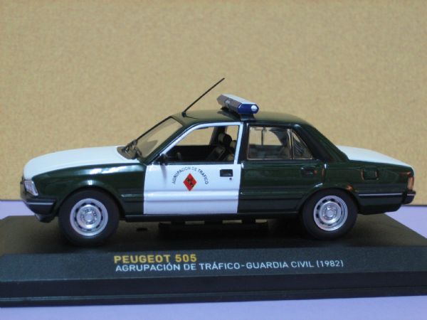 Miniatura Vehiculo Peugeot 505 Agrupacin de Trfico (1982)