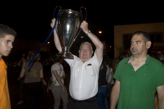 LA PEA BARCELONISTA DE TOTANA CELEBRA EL TRIPLETE EN LAS CALLES DE LA CIUDAD.