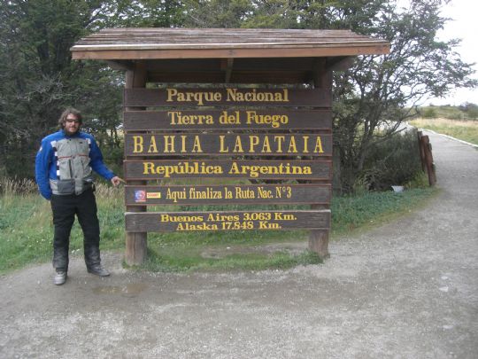 LA PB TOTANA COLABORA CON LA EXPEDICION MOTORRAD SANTIAGO-USHUAIA 2008