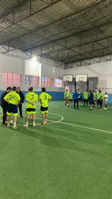 50 personas privadas de libertad participan en la escuela de ftbol de la Pea barcelonista de Totana en el centro penitenciario de Murcia I