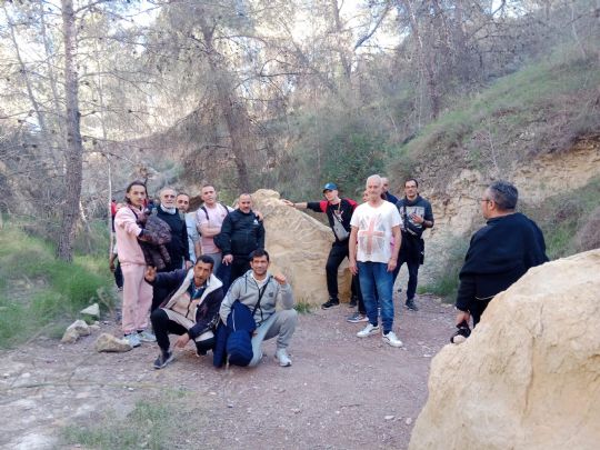 La Pea barcelonista de Totana pone en funcionamiento el proyecto senderos de libertad en el Centro de Insercin Social Guillermo Miranda