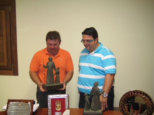 LAS BANDAS DE CORNETAS Y TAMBORES DEL ILMO CABILDO SUPERIOR DE PROCESIONES DE TOTANA ESTARAN PRESENTES EN LA XXXII TROBADA  