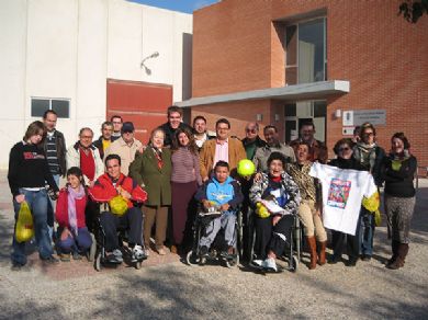 LA PEA BARCELONISTA DE TOTANA CELEBRA ACTIVIDADES DEPORTIVAS CON LOS INMIGRANTES DEL MUNICIPIO