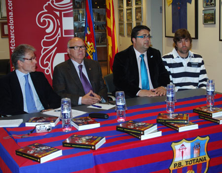 PRESENTACION DE LA 2 EDICION DEL LIBRO TOTANA Y EL BARCELONISMO EN LA REGION DE MURCIA