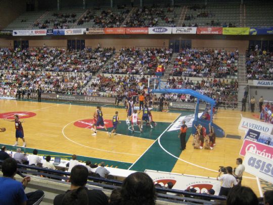 LA PB TOTANA CON EL REGAL FC BARCELONA