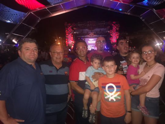 LA PEÑA BARCELONISTA DE TOTANA JUNTO CONAS PEÑAS DE CARTAGENA, ROLDÁN , MACISVENDA, AGUILAS,ALCANTARILLA, E IVAN DE LA PEÑA DE BENIAJAN PARTICIPAN EL 40 CONGRESO MUNDIAL DE PEÑAS DEL FCB