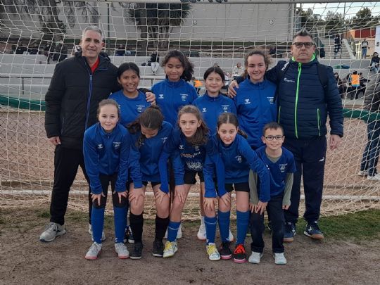 M�s de 120 ni�os y ni�as participan en la Escuela Deportiva Pe�a Barcelonista de Totana � Santa Eulalia en una jornada de deporte y solidaridad