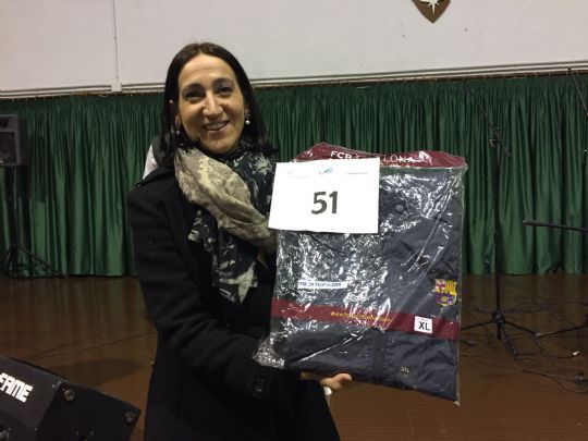 LA PEA BARCELONISTA DE TOTANA COLABORA CON LA ASOCIACION KARIT EN LA VELADA 