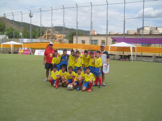 AGRADECIMIENTO A LA ESCUELA DEPORTIVA MUNICIPAL DE FUTBOL DE TOTANA.
