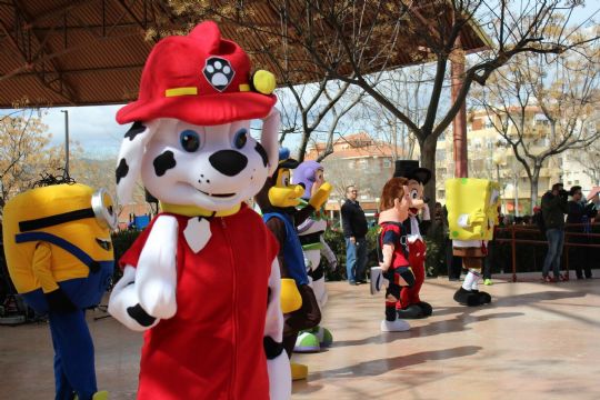 LA PEA BARCELONISTA DE TOTANA COLABORA EN LA VIII CARRERA POR LAS ENFERMEDADES RARAS DE PETRER