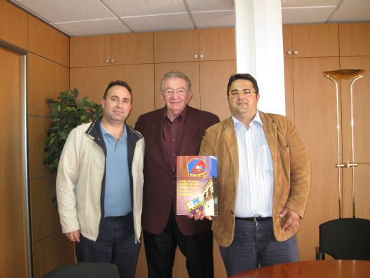 AGUSTIN MONTAL, EXPRESIDENTE DEL FC BARCELONA, PARTICIPARA  EN LA XXXII TROBADA MUNDIAL DE PEAS DEL FC BARCELONA