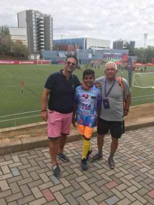 LA PEÑA BARCELONISTA DE TOTANA DA VISIBILIDAD A LAS ENFERMEDADES RARAS Y COLABORA CON  DGENES Y AELIP  