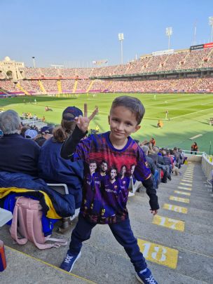 La PBTotana y la Confederacin Mundial de Peas de Ftbol Club Barcelona han podido hacer realidad la ilusin de Marco y su familia