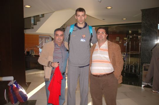 DIRECTIVOS DE LAS PEÑAS BARCELONISTAS DE TOTANA Y LAS TORRES DE COTILLAS REALIZAN UNA RECEPCIÓN AL AXA F.C. BARCELONA