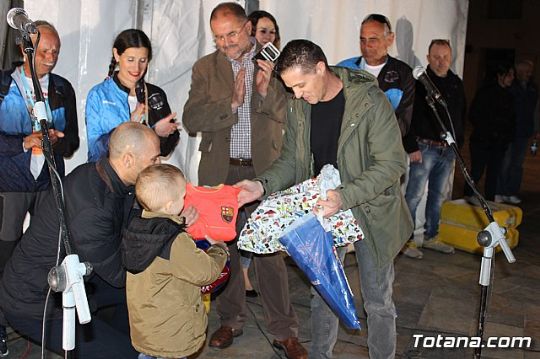 LA PEA BARCELONISTA DE TOTANA APOYO EL RETO SOLIDARIO 