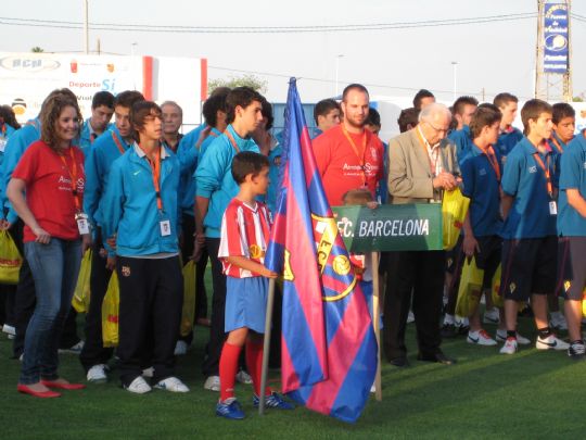 LA PB TOTANA PROMOCIONA LA XXXII TROBADA MUNDIAL DE PEAS EN EL VII TORNEO INTERNACIONAL DE FUTBOL INFANTIL CIUDAD DE TOTANA.