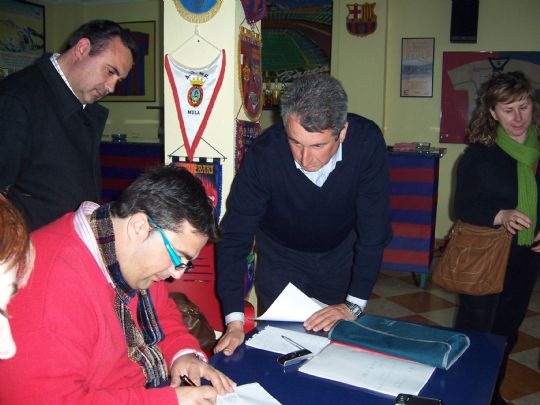 LA PEA BARCELONISTA DE TOTANA CEDE SU LOCAL A LA ASOCIACIN DGENES PARA LA CELEBRACIN DE UNA ASAMBLEA EXTRAORDINARIA