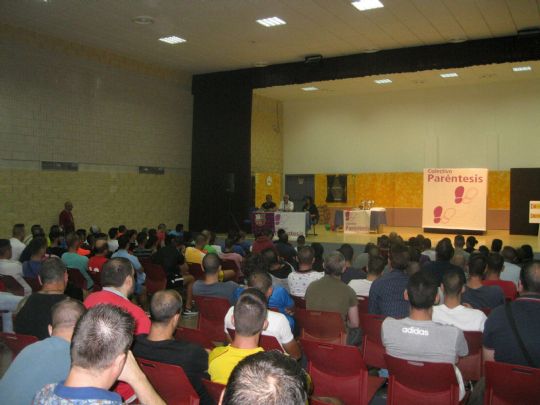 LA PEÑA BARCELONISTA DE TOTANA COLABORA CON EL PROGRAMA MATRIX PENITENCIARIO EN EL CENTRO PENITENCIARIO MURCIA I