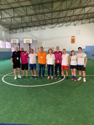 El centro penitenciario Murcia I acoge un triangular de fútbol sala solidario, coorganizado por la Peña Barcelonista de Totana