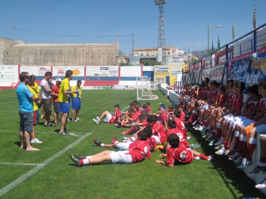 EXITO DE PARTICIPACION Y ORGANIZACION DEL 