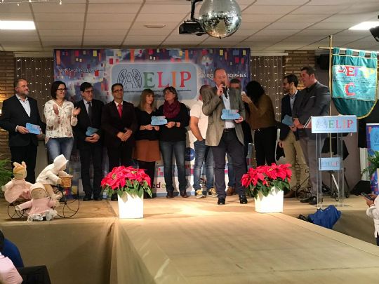 AELIP RECONOCE A LA PEA BARCELONISTA DE TOTANA COMO SOCIO DE HONOR