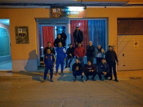 PERSONAS PRIVADAS DE LIBERTAD VISITAN LA SEDE SOCIAL DE LA PEA BARCELONISTA DE TOTANA