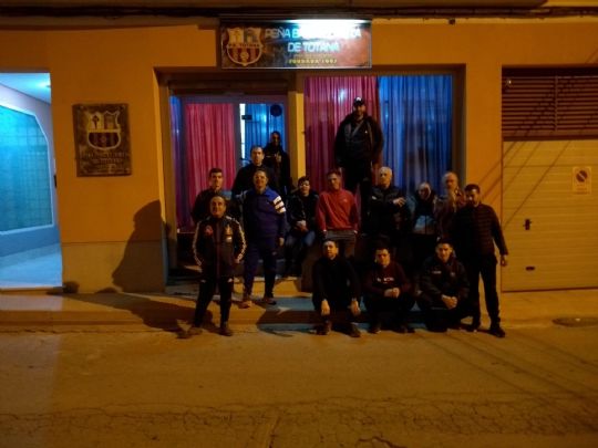 PERSONAS PRIVADAS DE LIBERTAD VISITAN LA SEDE SOCIAL DE LA PEA BARCELONISTA DE TOTANA