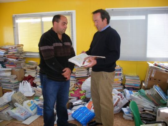 LA PEA BARCELONISTA DE TOTANA COLABORA CON EL PROYECTO LIBRO DESTINADO A NIOS DE HABLA HISPANA