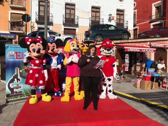 LA PB TOTANA COLABORA CON EL ROSCÓN SOLIDARIO DE MULA